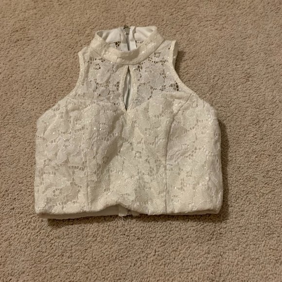 Sparkly halter crop top. - Picture 1 of 2
